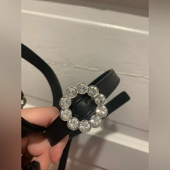 Elegant Black Handbag with Crystal Buckle - Picture 7 of 8